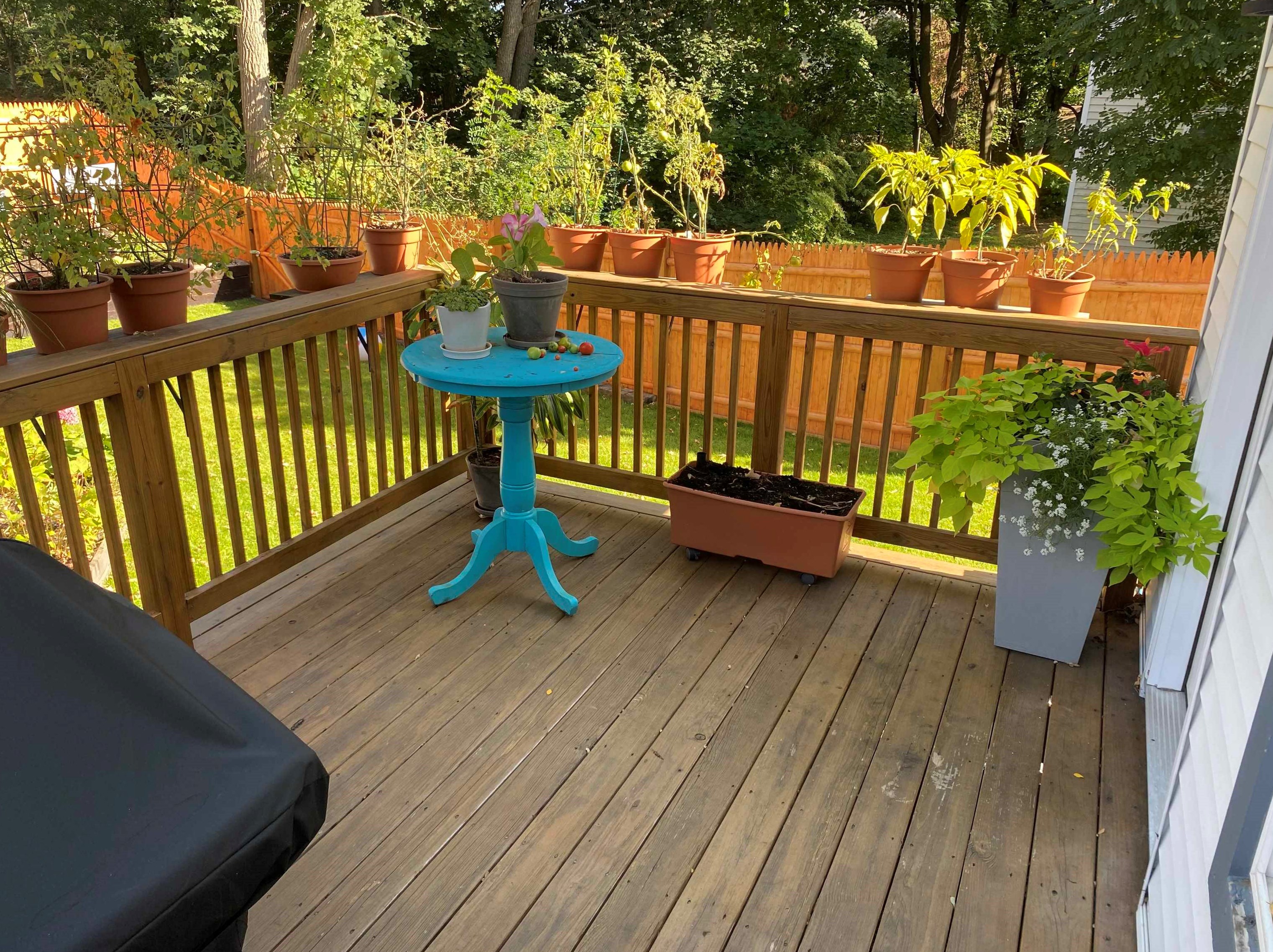 10 Ct St, Dover NH 03820-4109 exterior