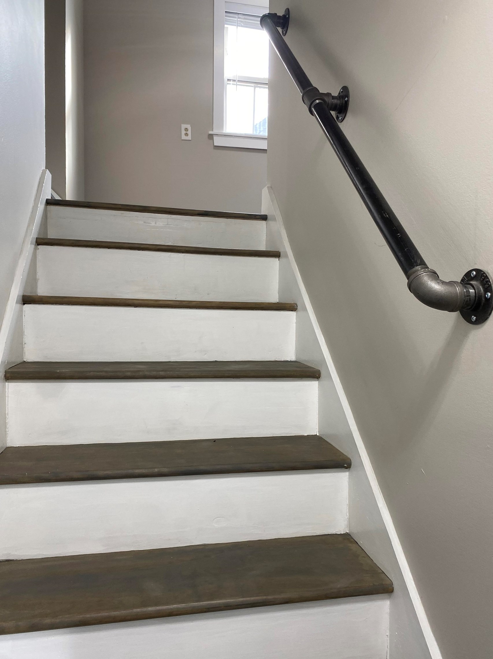 10 Ct St, Dover NH 03820-4109 exterior