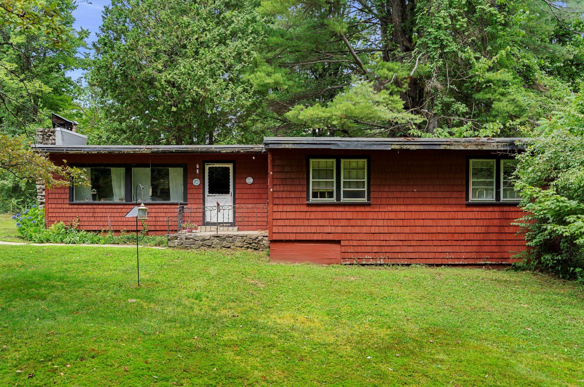 87 Flanders Rd, Warner, NH 03278