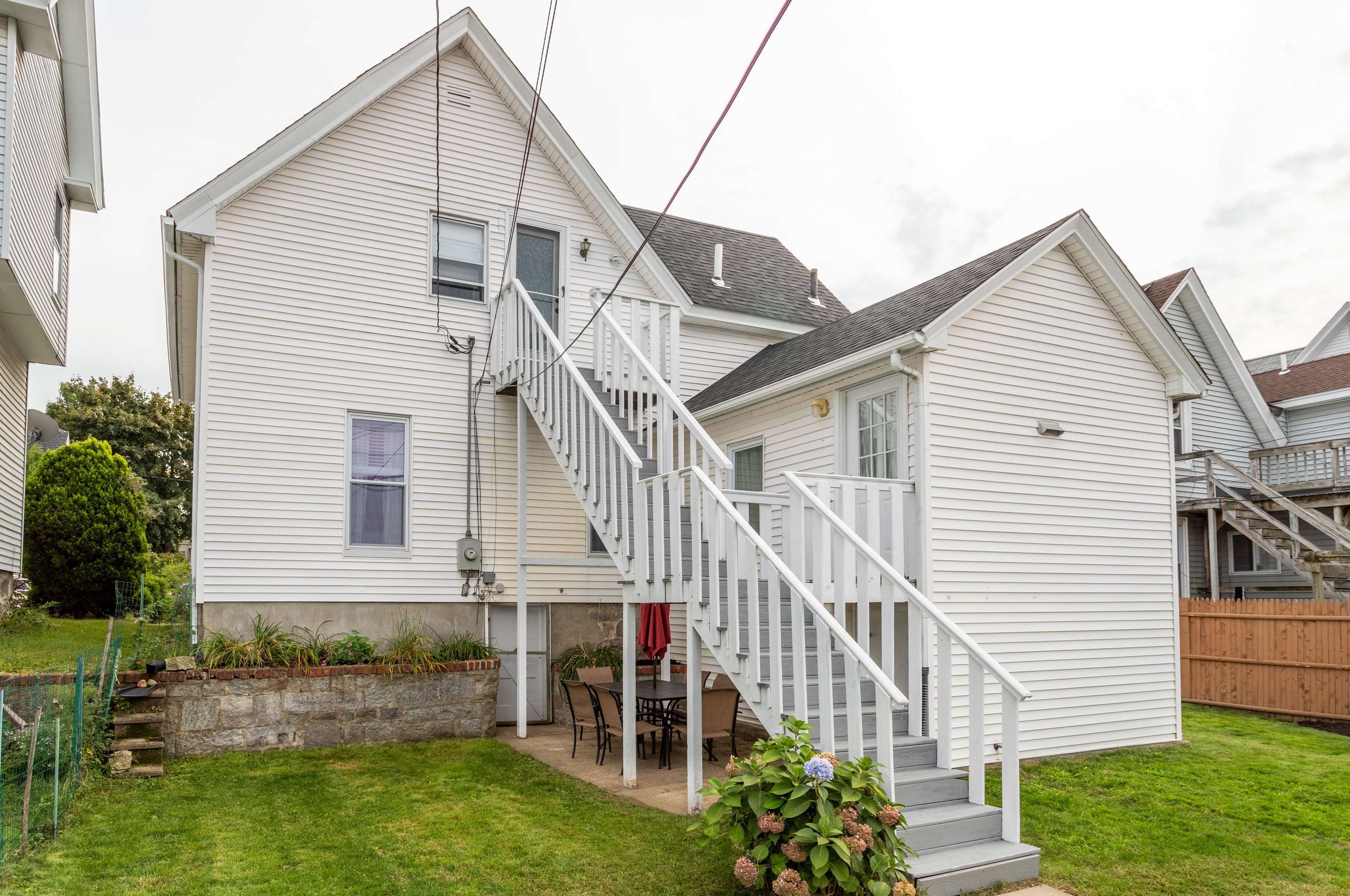 80 Sagamore St, Manchester NH  03104-3661 exterior