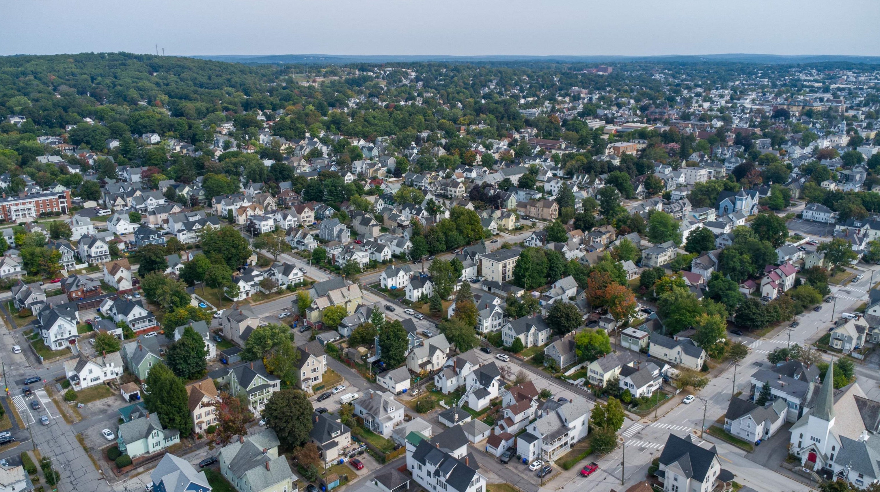 80 Sagamore St, Manchester NH  03104-3661 exterior