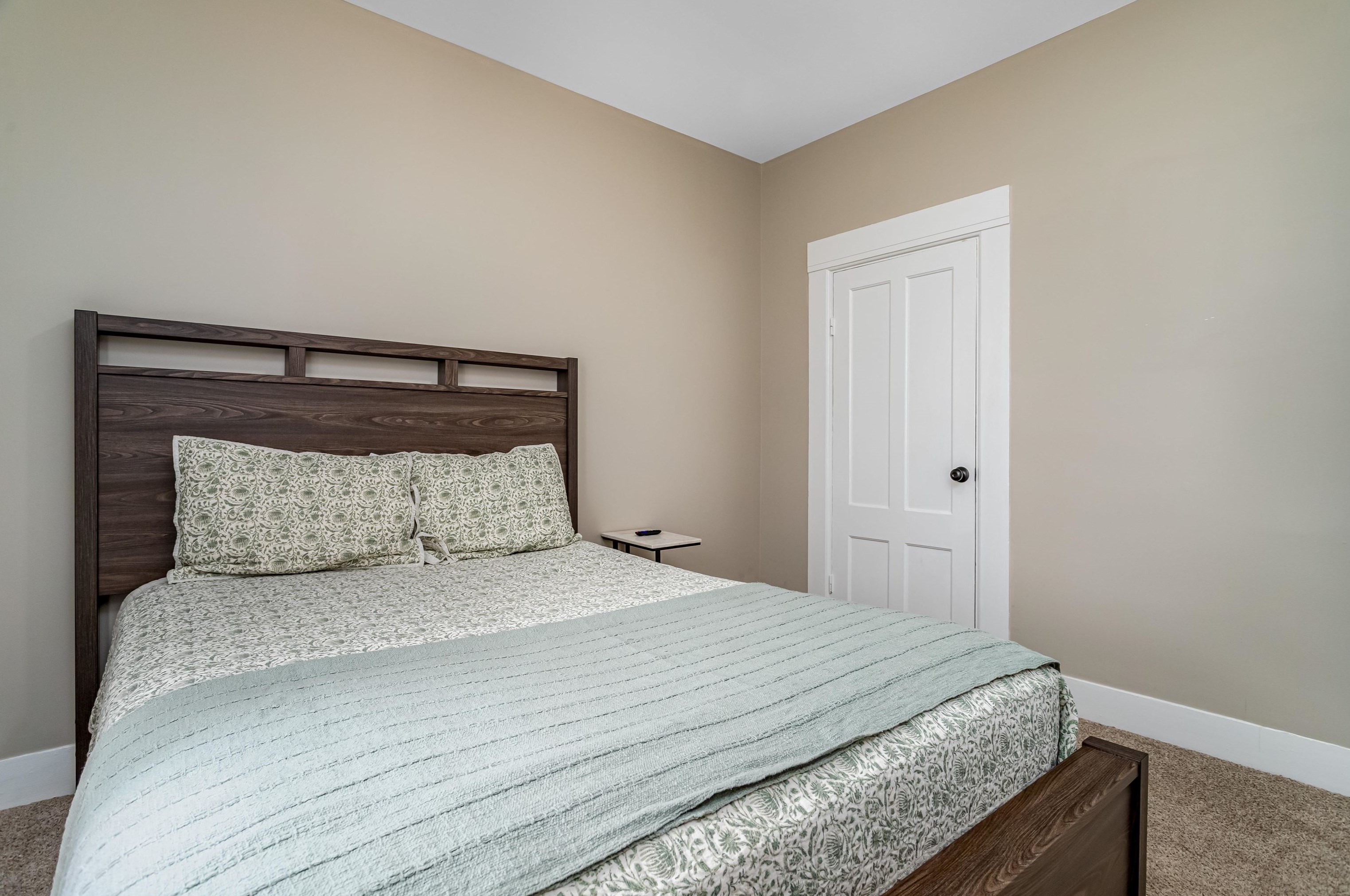 80 Sagamore St, Manchester NH  03104-3661 exterior