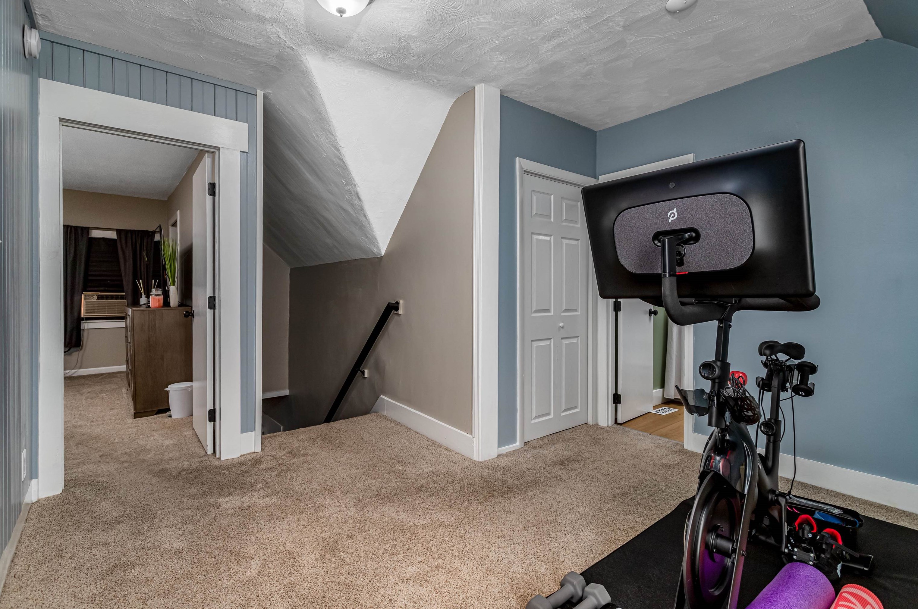 80 Sagamore St, Manchester NH  03104-3661 exterior