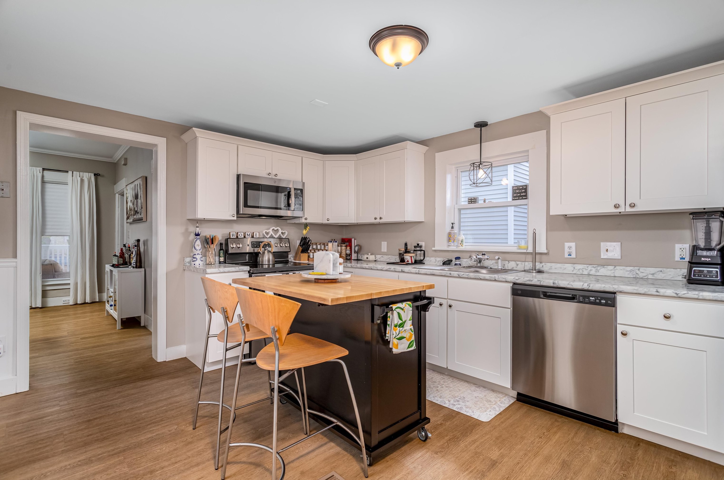 80 Sagamore St, Manchester NH  03104-3661 exterior