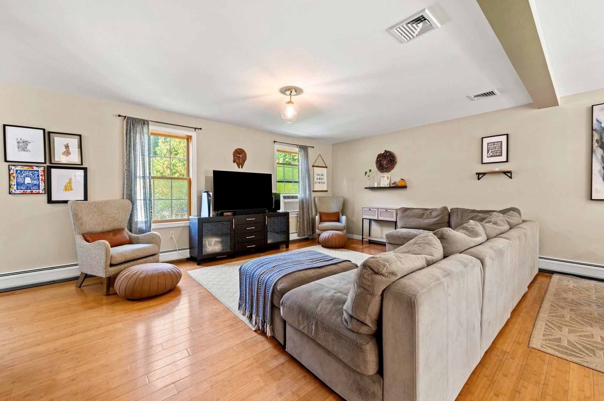 5 Grandview Rd, Concord, NH 03304