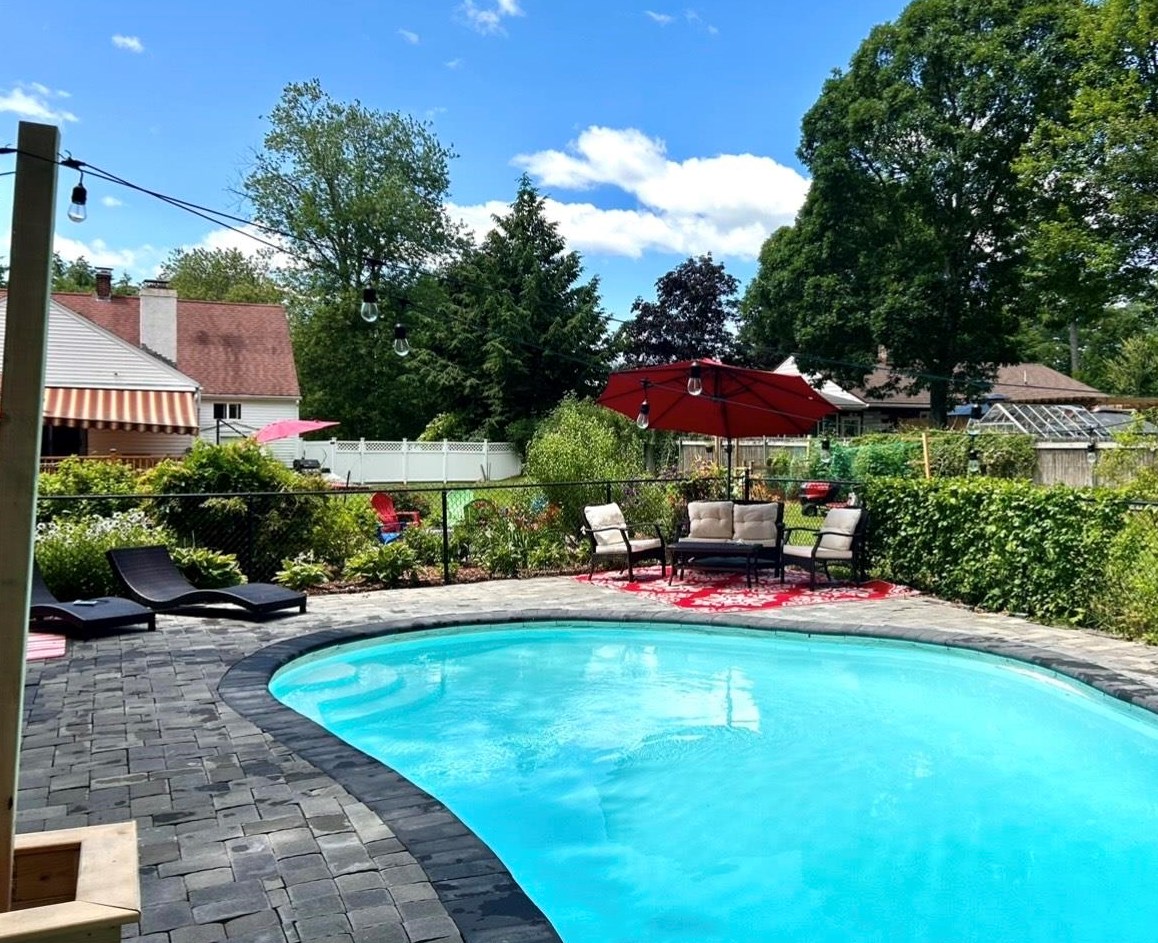 83 Old Rochester Rd, Dover, NH 03820