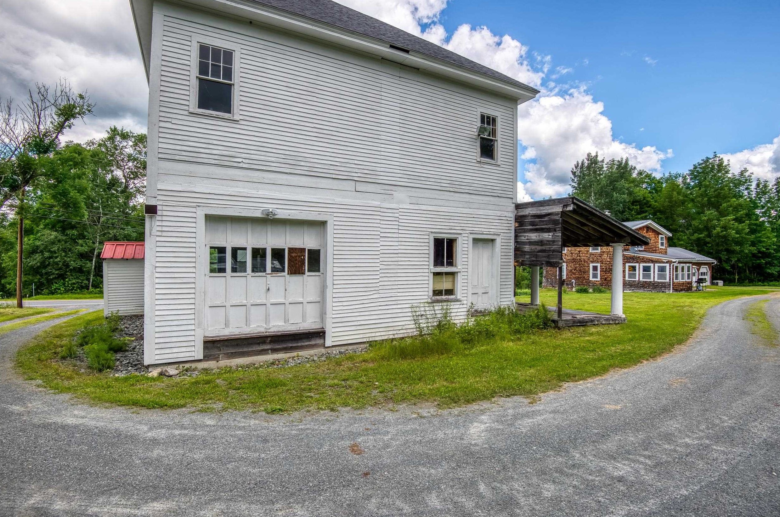 766 Dalton Rd, Carroll, NH 03598