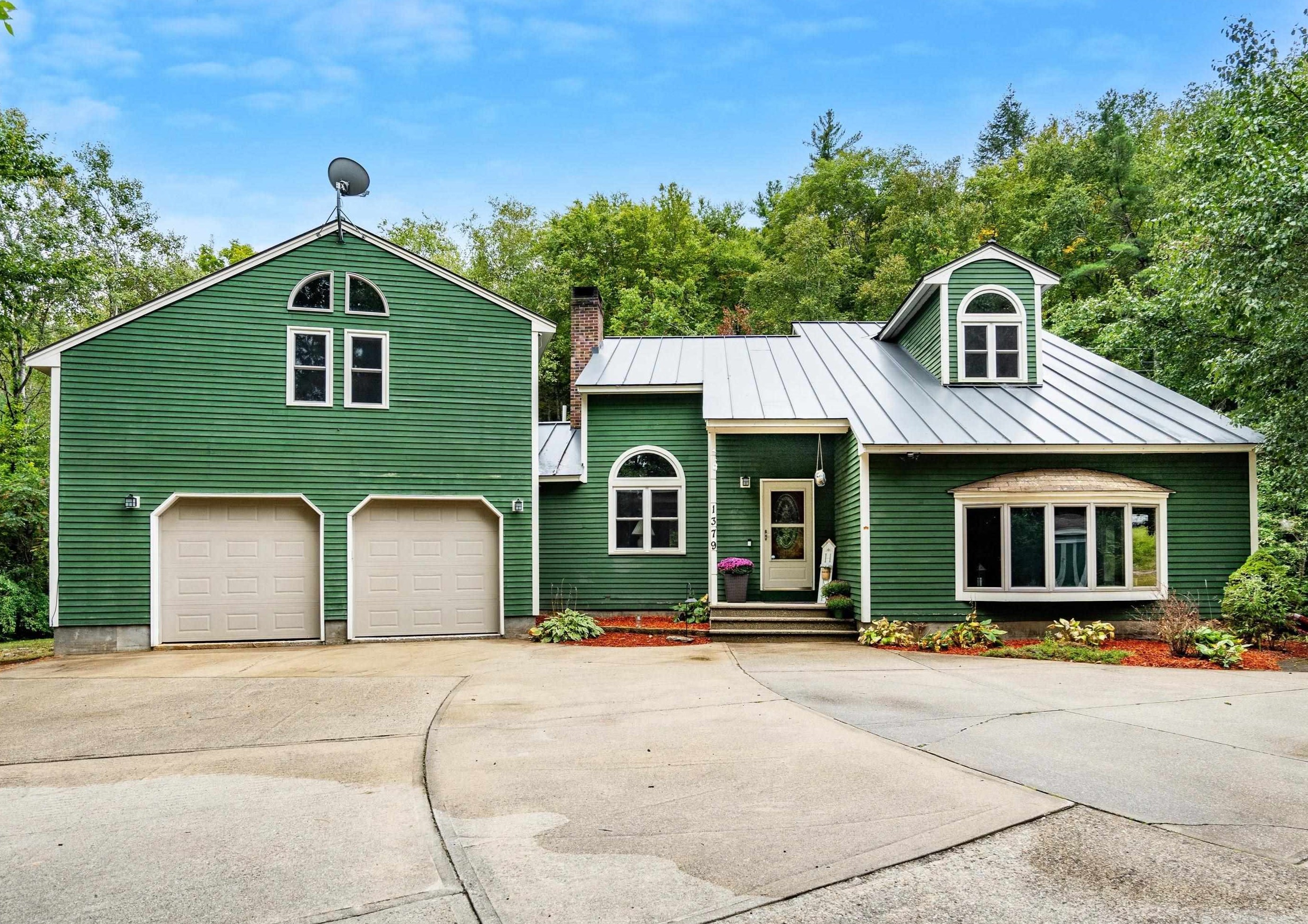 1379 River Rd, Weare, NH 03281