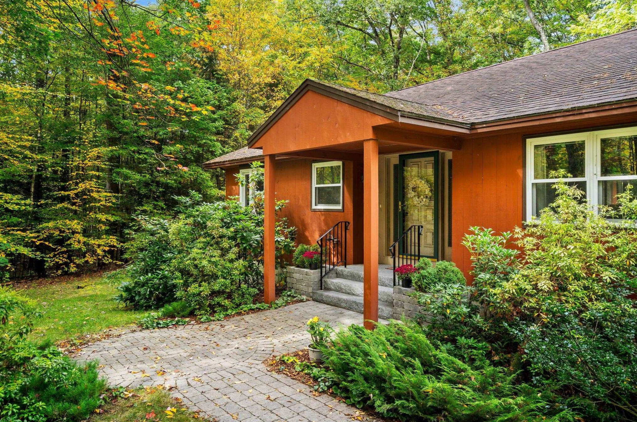 29 Alsun Dr, Hollis, NH 03049
