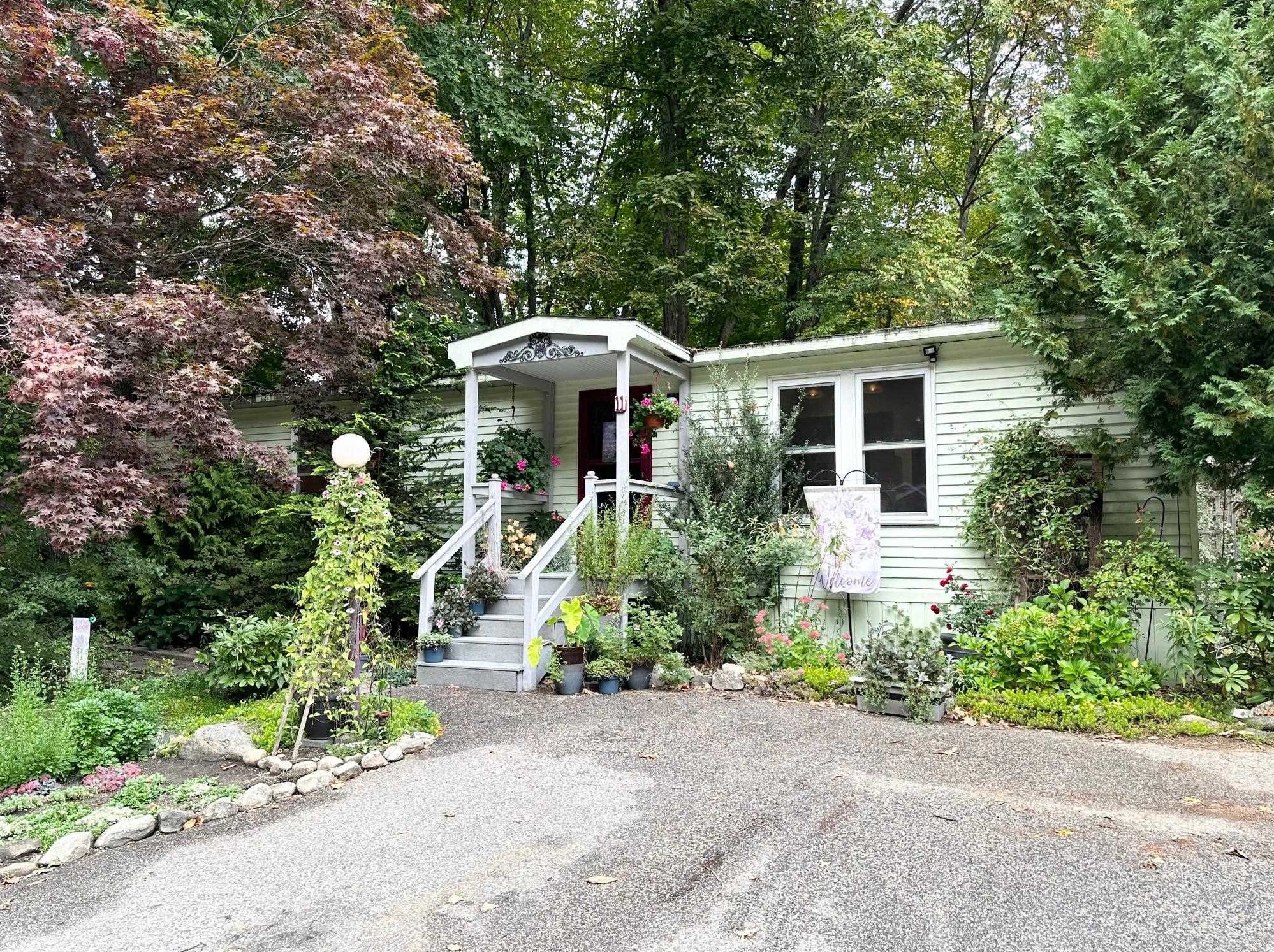 11 Spoke St, Danville, NH 03819