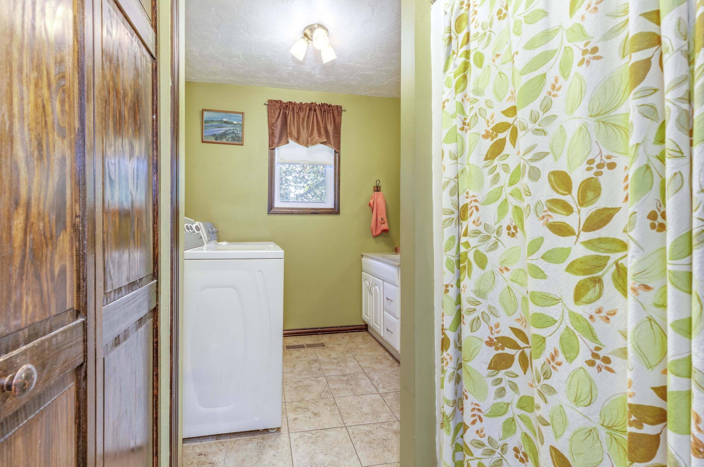 47-47A Elm St, Concord NH exterior