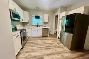 93 Prospect St, Berlin, NH 03570 - Photo 6