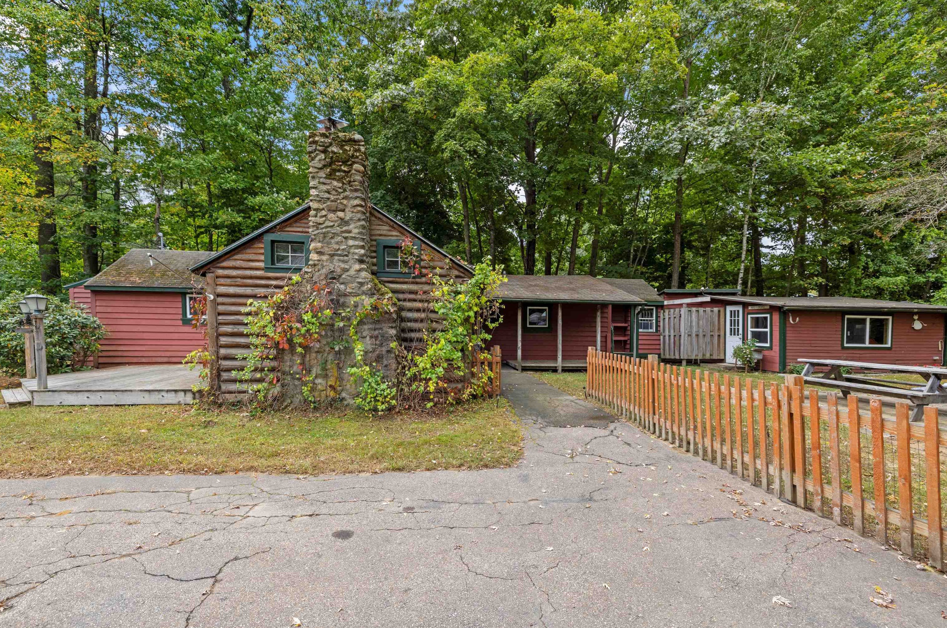 39 Hill Rd, Tilton, NH 03276