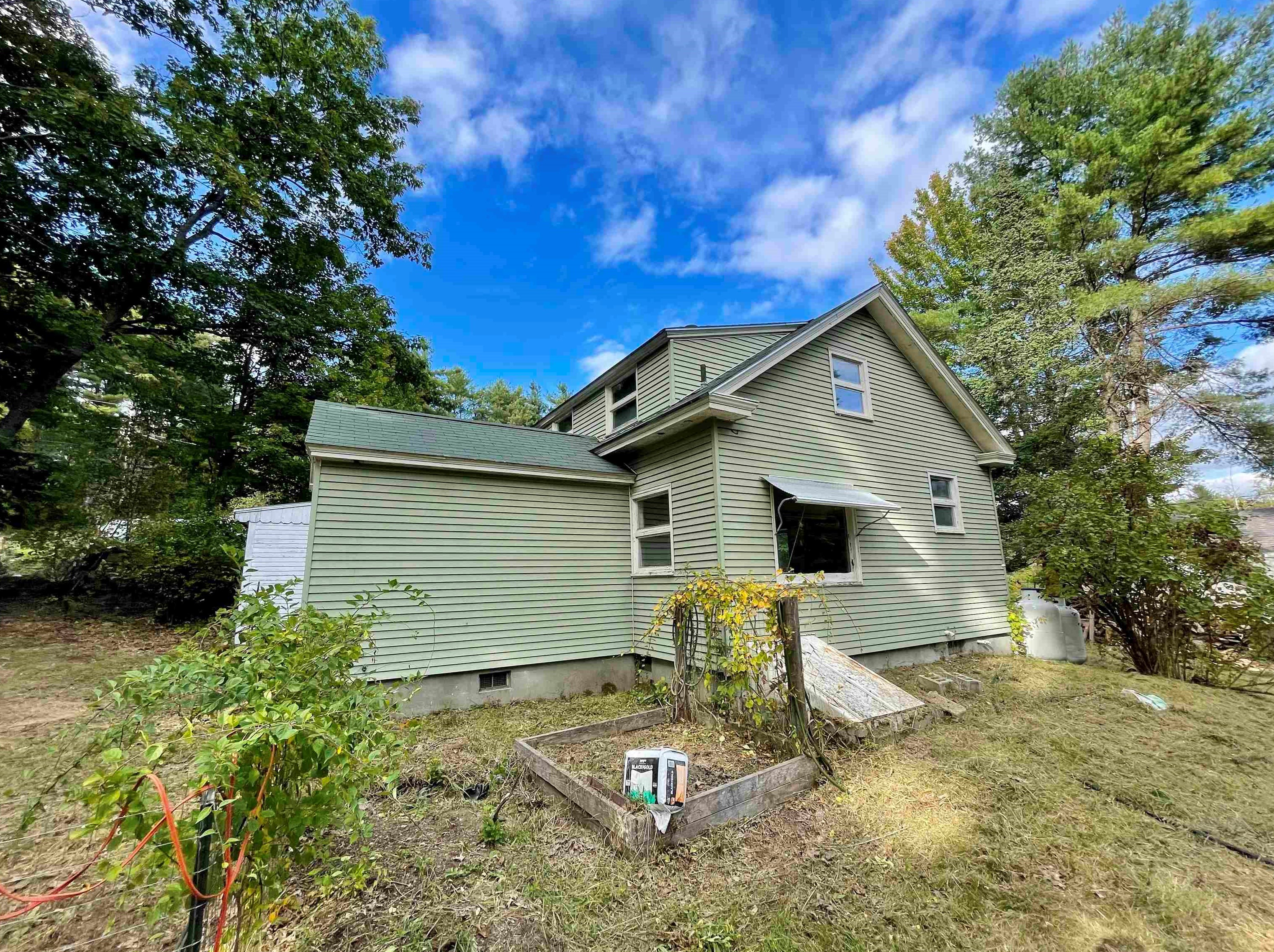 6 Banfield Rd, Wolfeboro, NH 03816