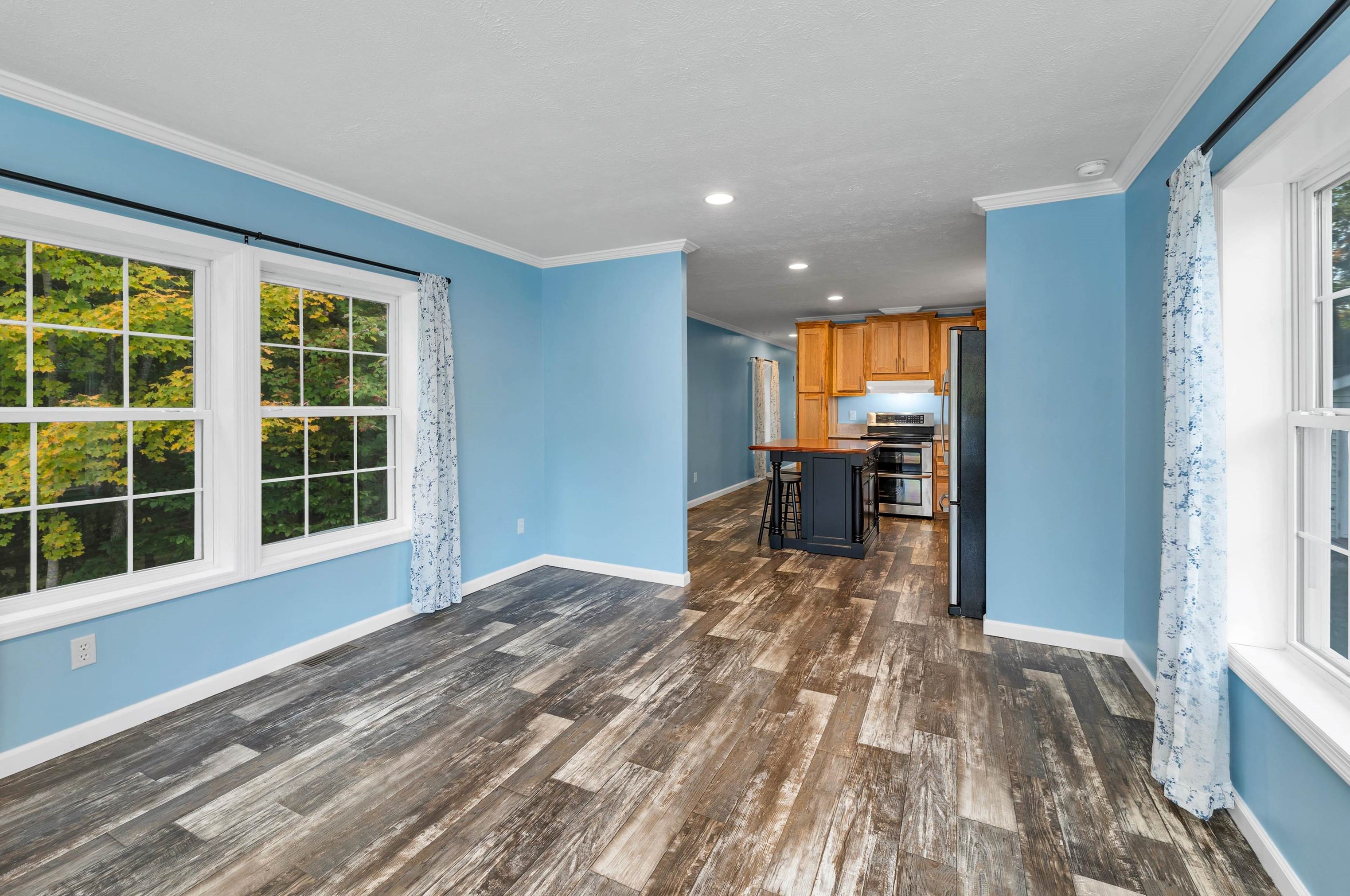 7014 Lake St, Concord, NH 03307