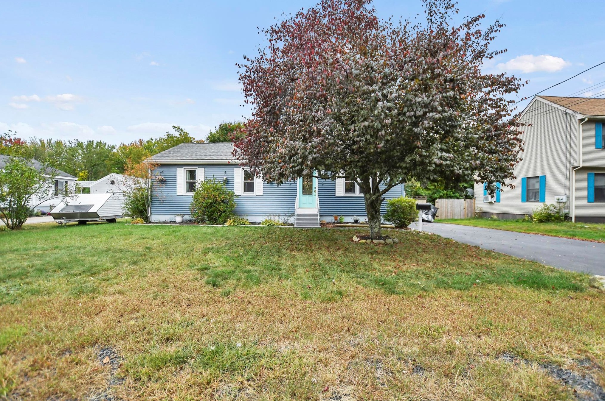 43 Western Ave, Rochester, NH 03867