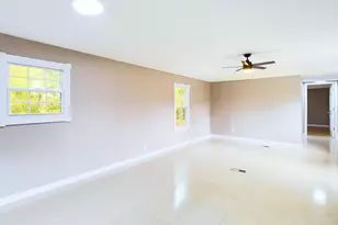 147 Canaan Mobile Home Park, Canaan,  05903 - Photo 12