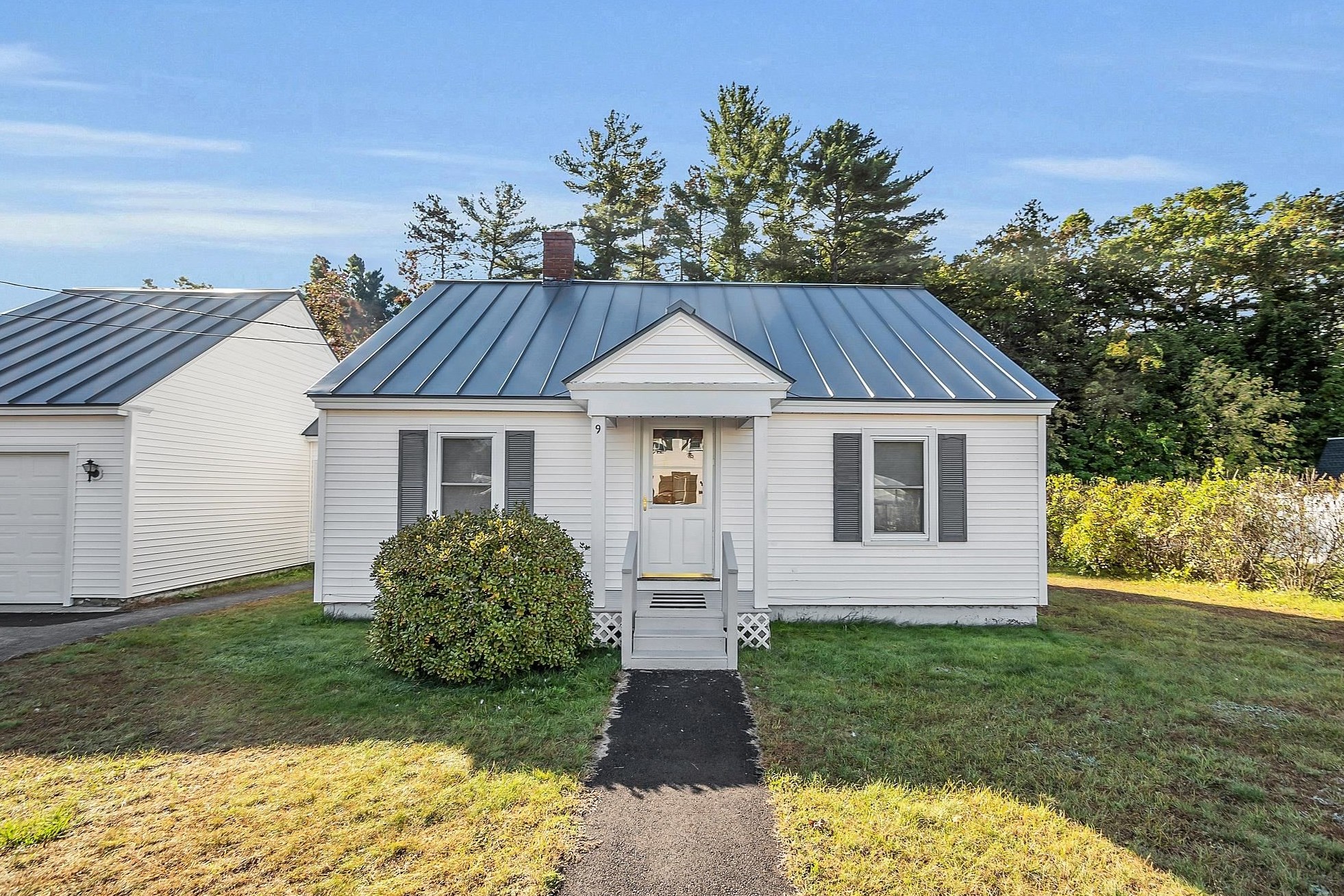 9 Hullbakers Pl, Concord, NH 03303