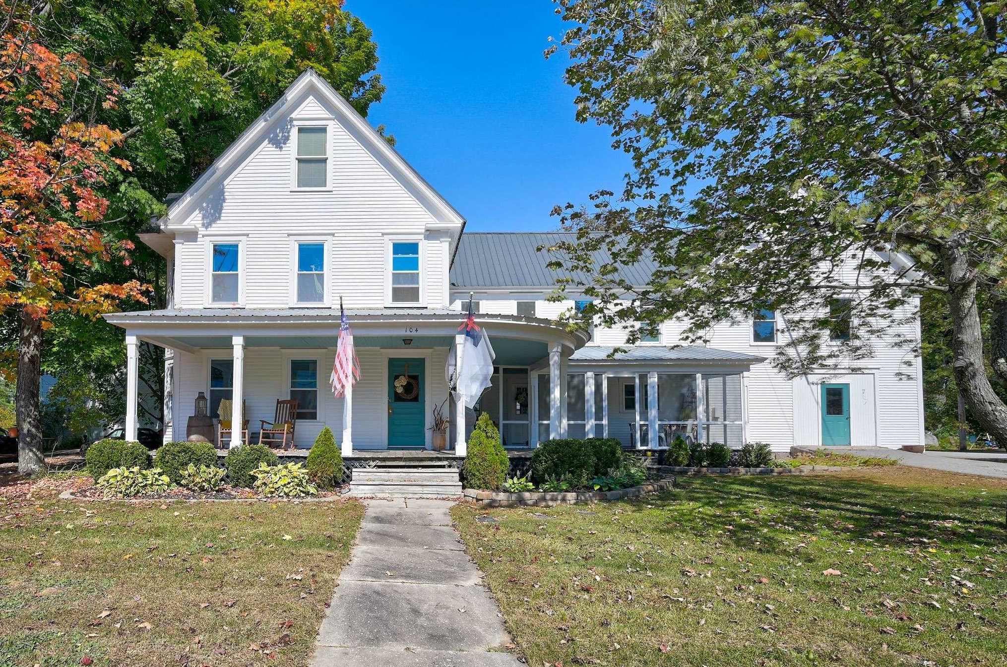 104 E Main St, Conway, NH 03818