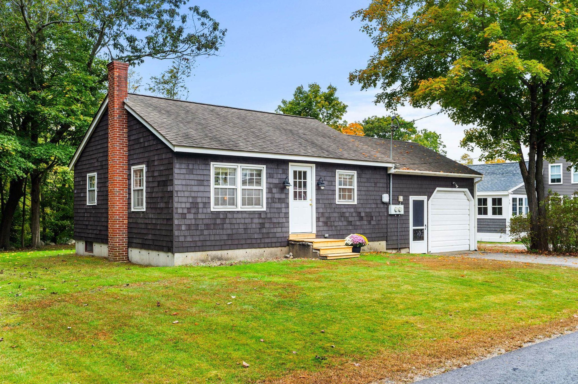 19 Pine Valley St, Wilton, NH 03086-5511