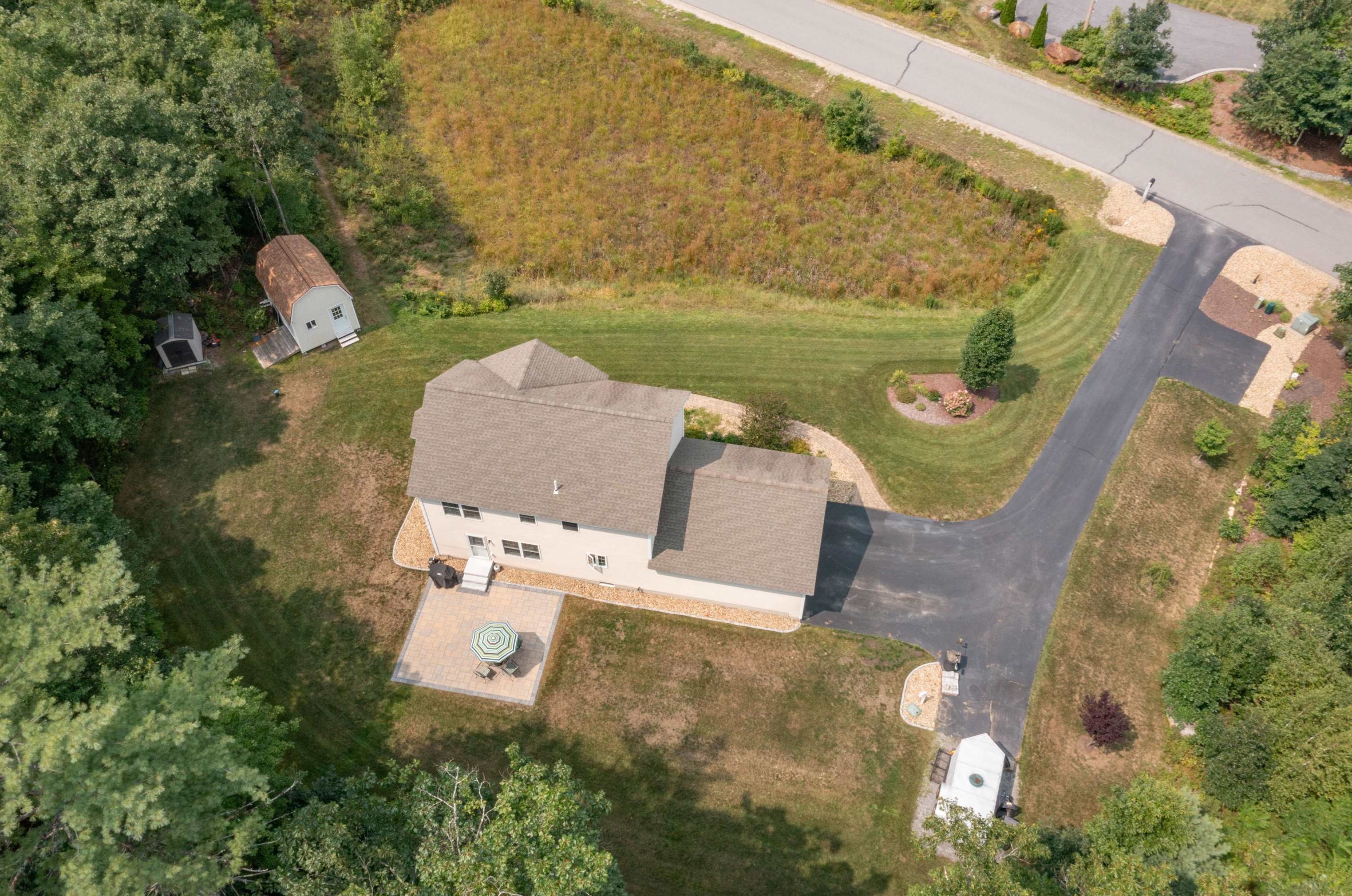 6 Wright Dr, New Boston, NH 03070