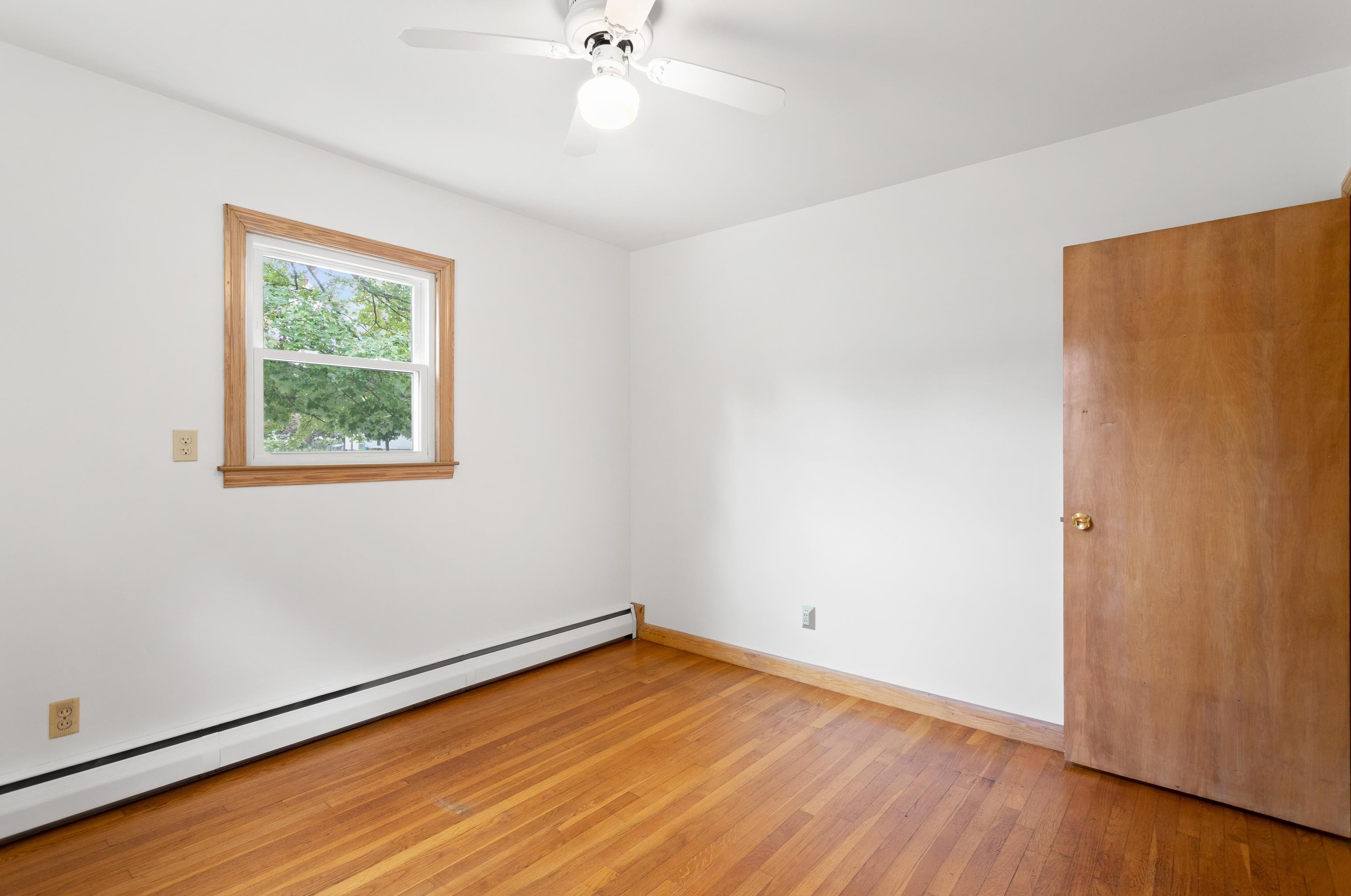 176 Porter St, Manchester NH 03103-2839 exterior