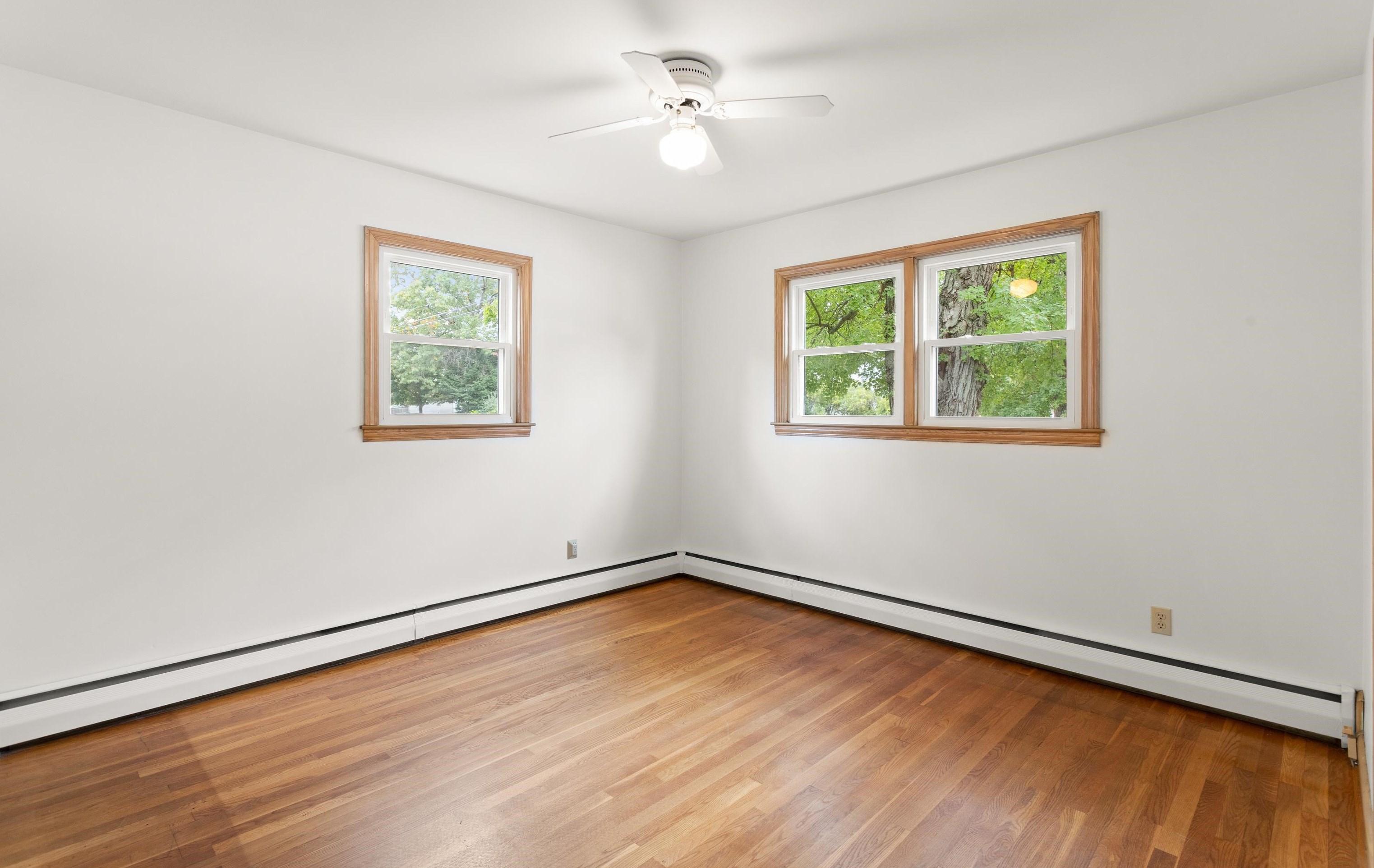 176 Porter St, Manchester NH 03103-2839 exterior