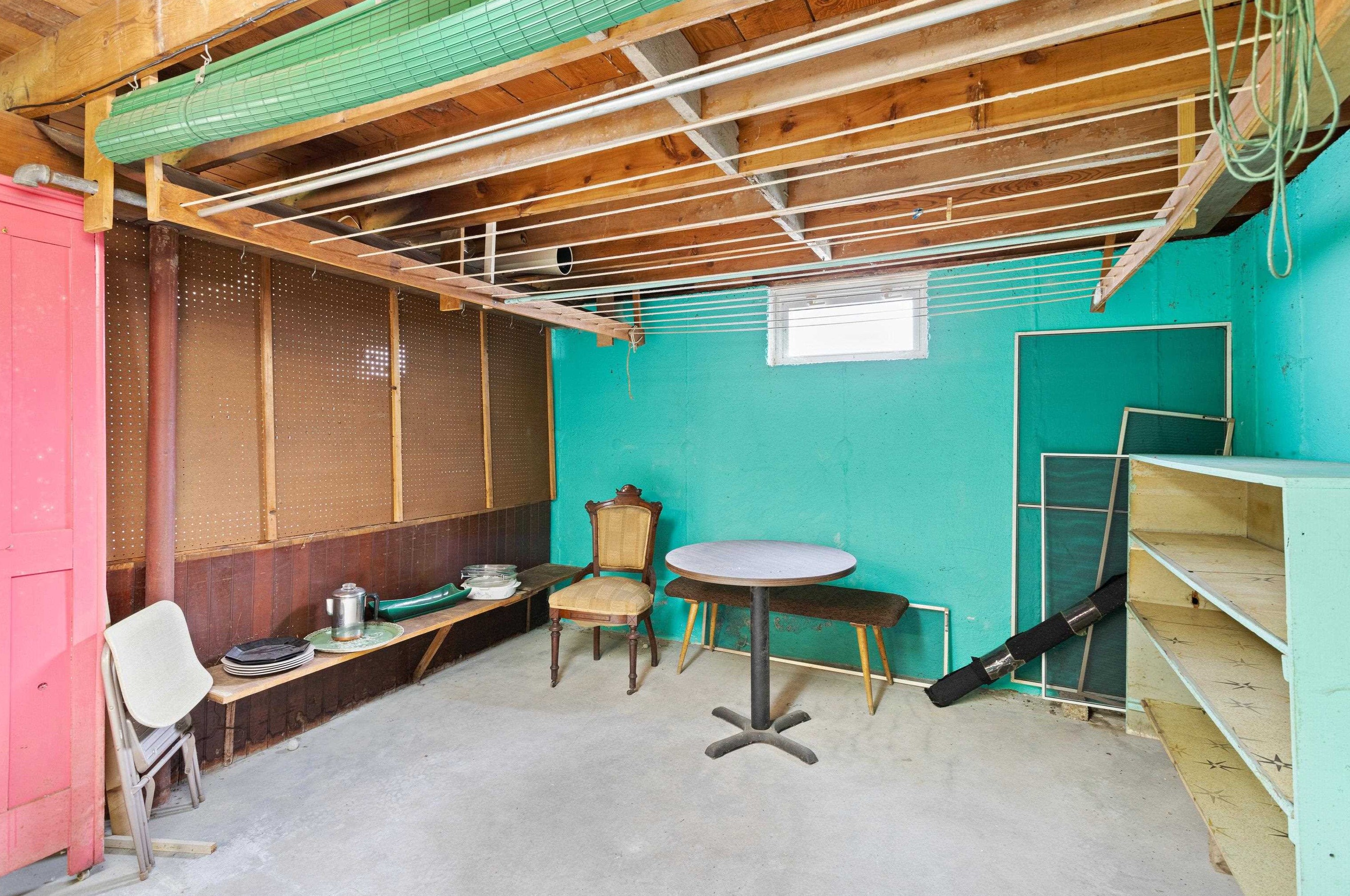 176 Porter St, Manchester NH 03103-2839 exterior