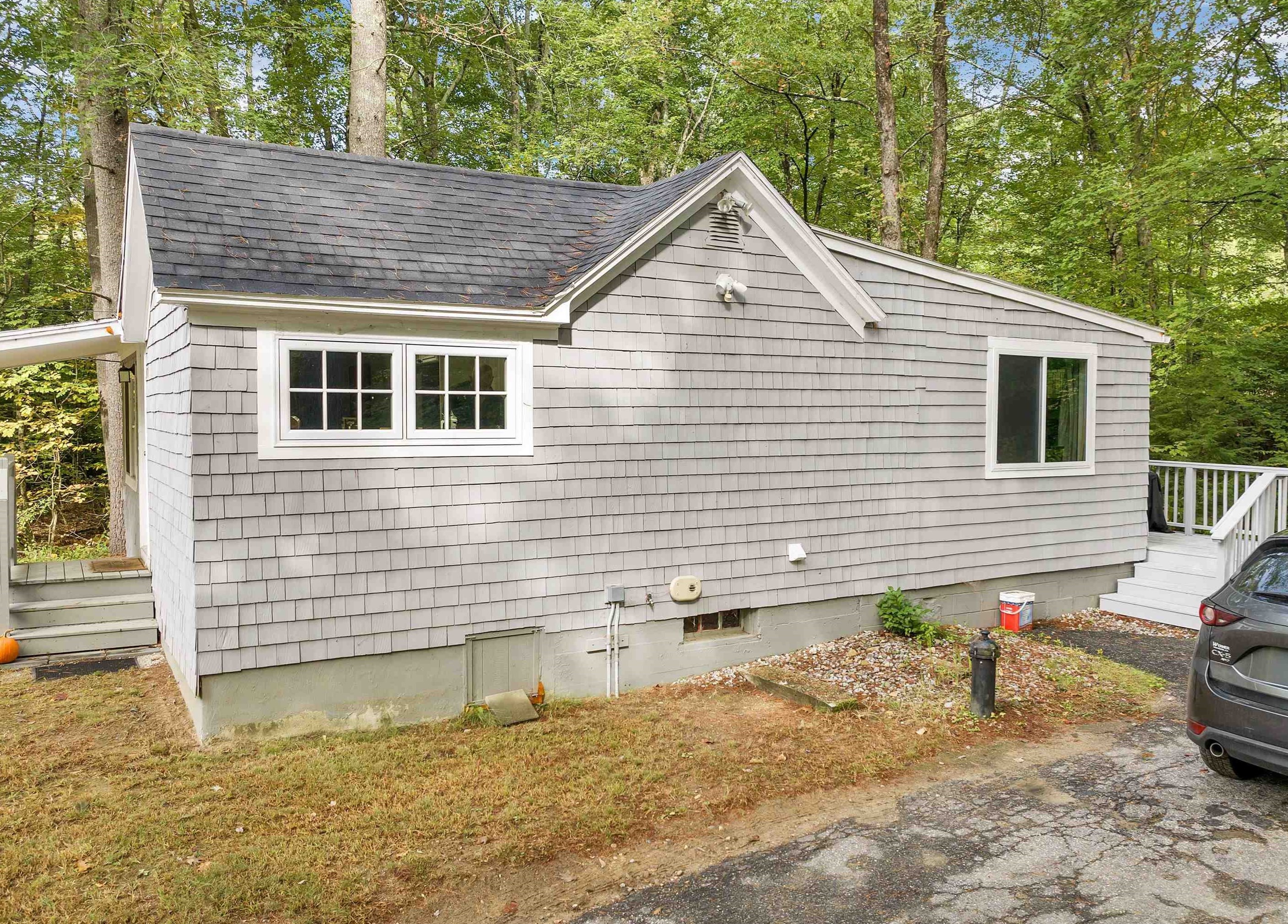 172 Old Concord Tpke, Barrington NH  03825-5152 exterior