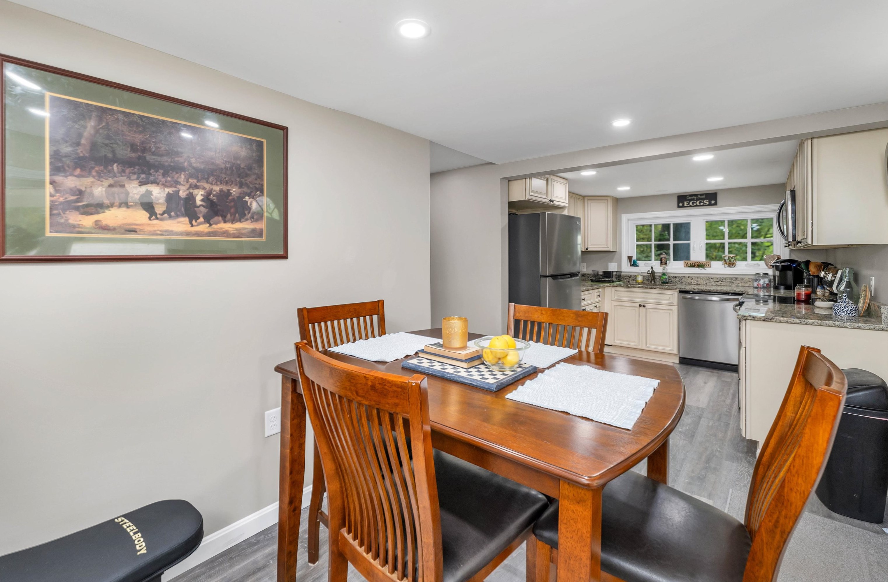 172 Old Concord Tpke, Barrington NH 03825-5153 exterior