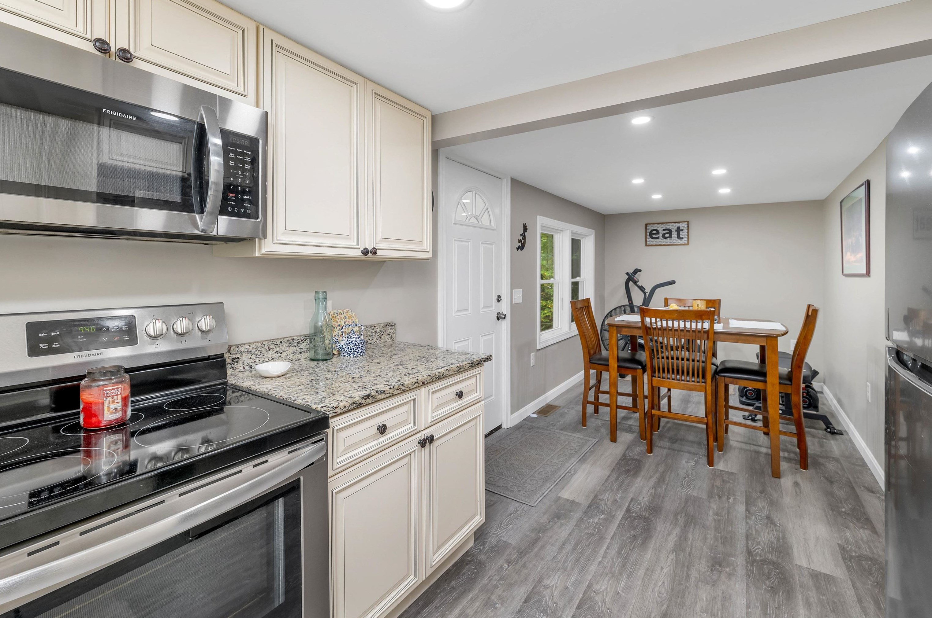 172 Old Concord Tpke, Barrington NH 03825-5153 exterior