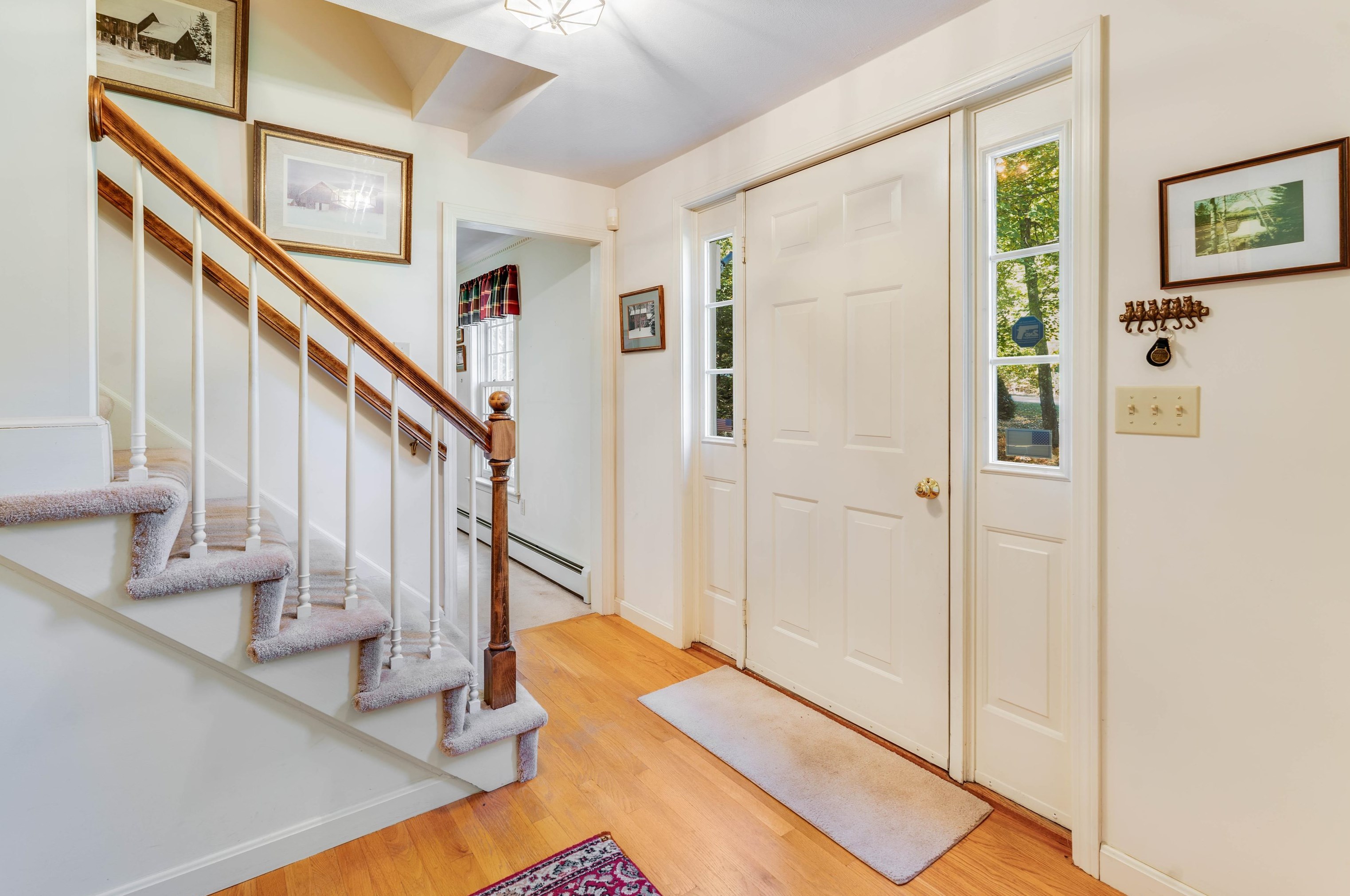 122 Laurel Hill Rd, Chester, NH 03036