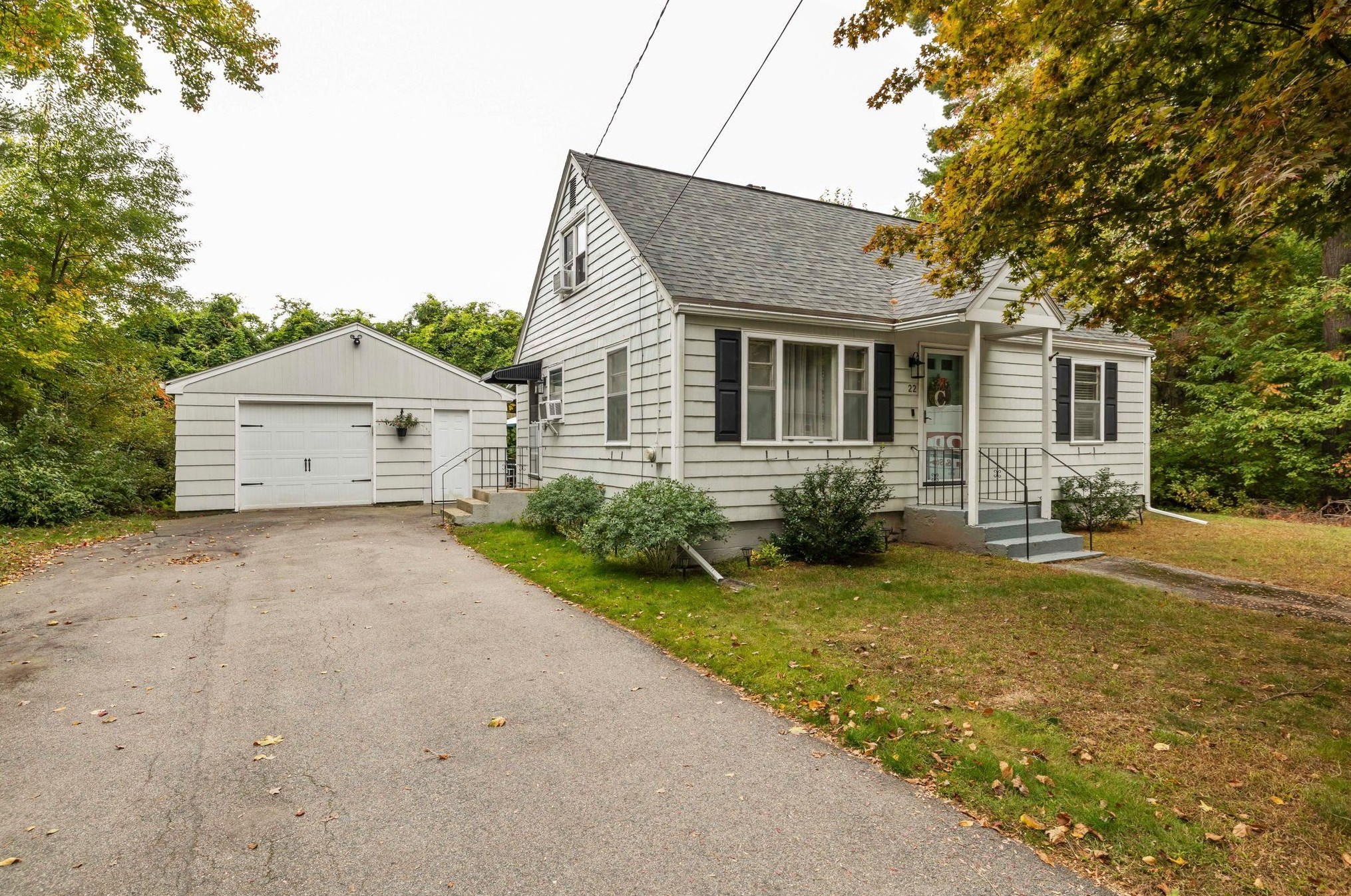 22 Macgregor Ave, Salem, NH 03079