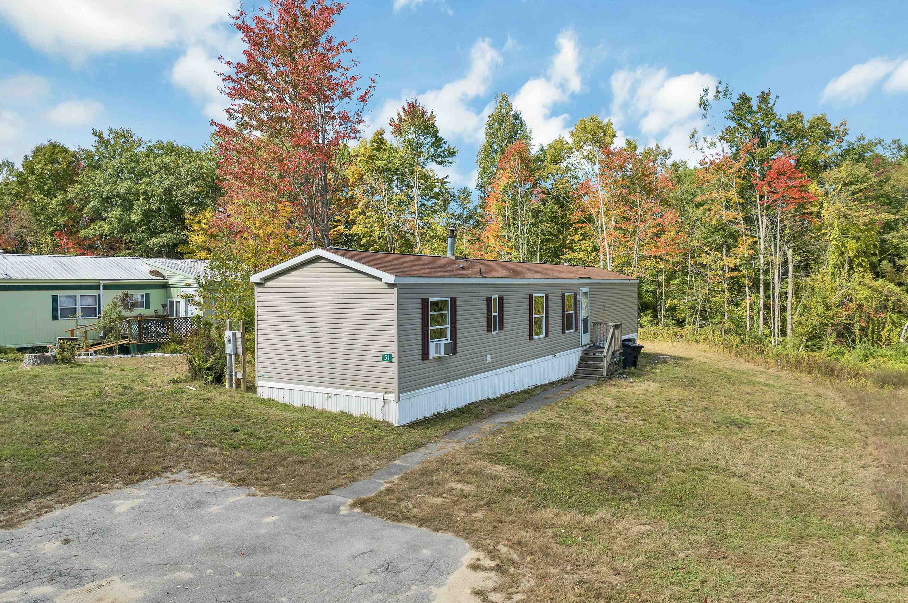 51 Willow Ave, Tuftonboro, NH 03816