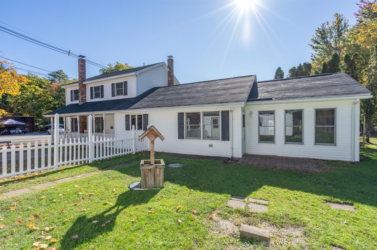 22 Drake Hill Rd, Strafford, NH 03884 exterior