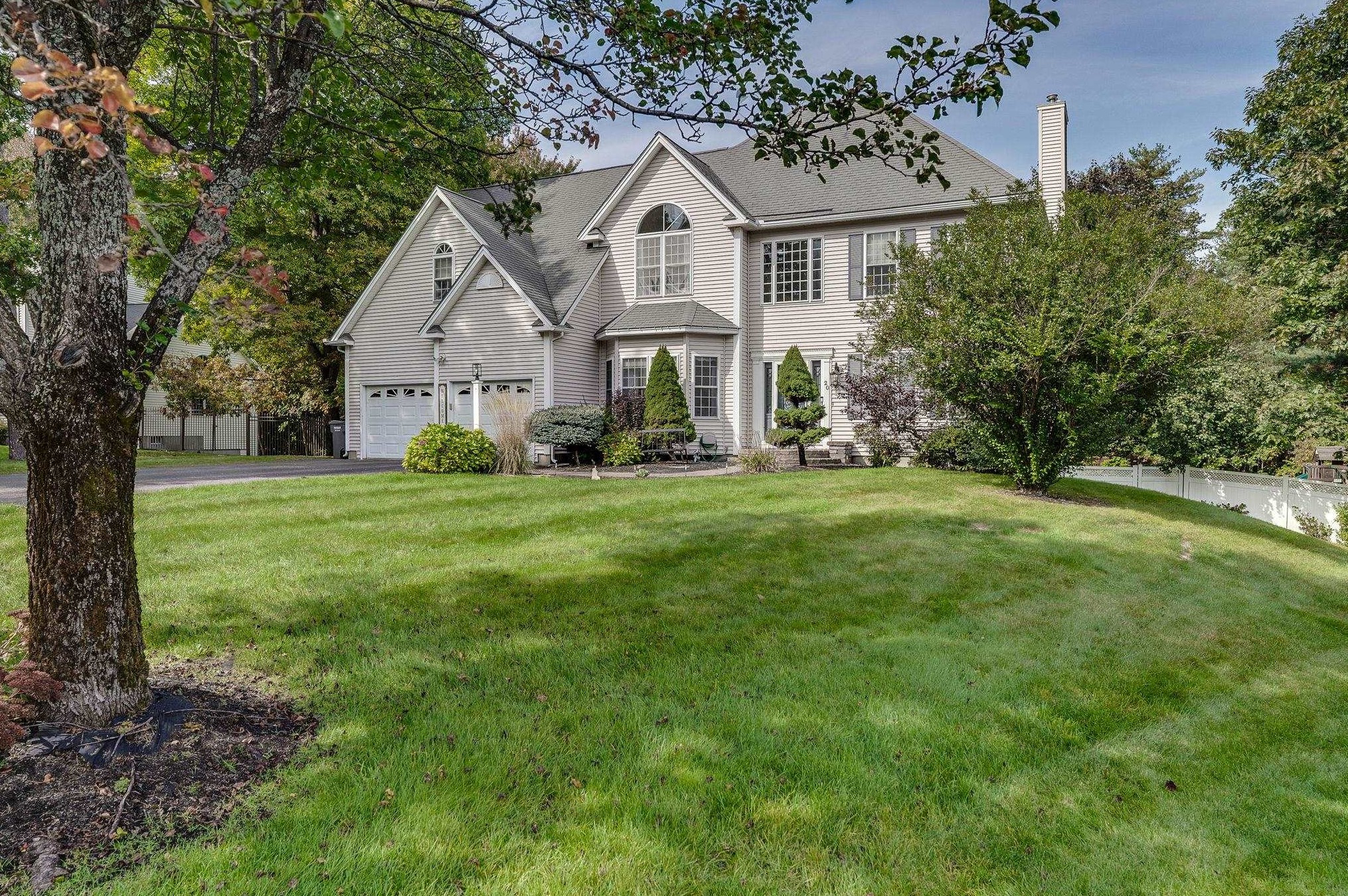 20 Artemis Rd, Salem, NH 03079