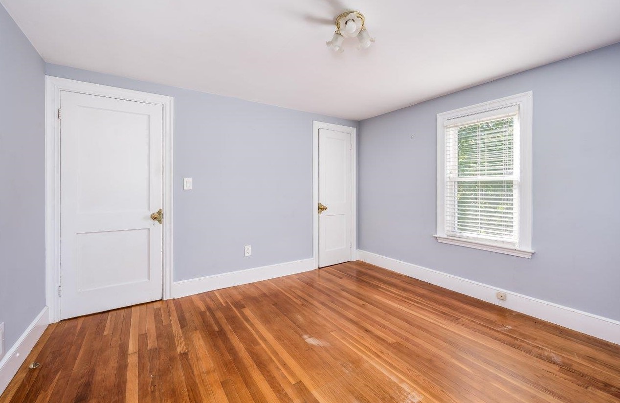 146 Back Riv Rd, Dover NH exterior