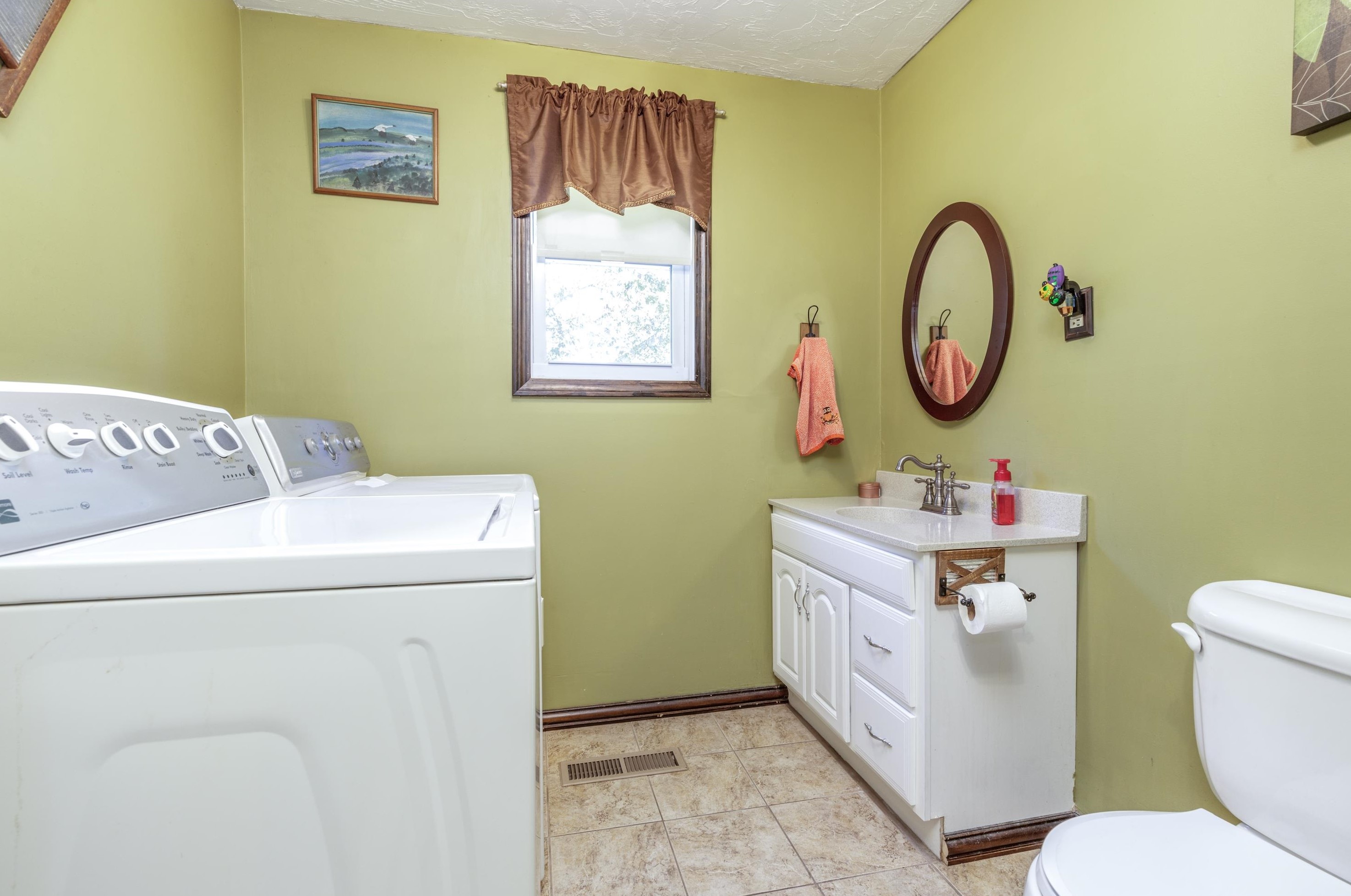 47-47A Elm St, Concord NH exterior