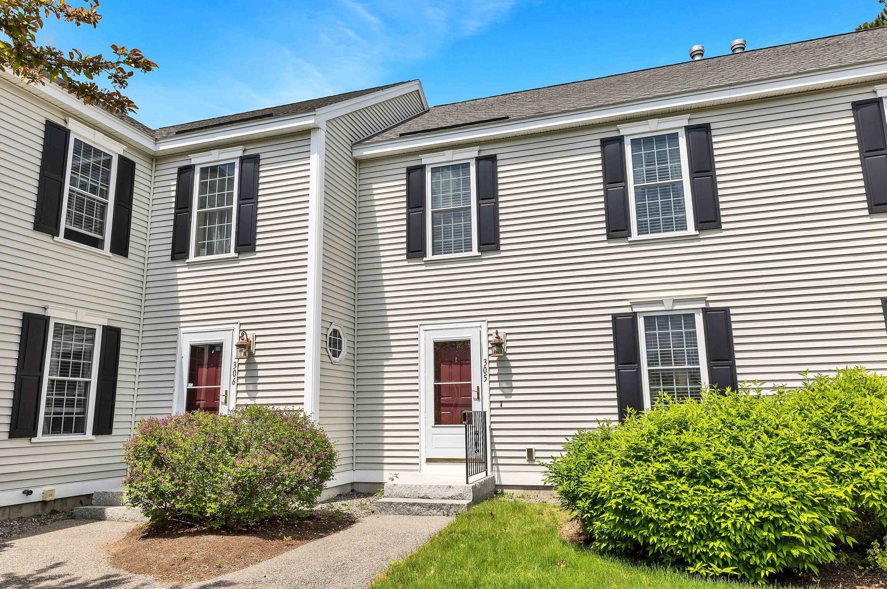 305 River Grant Dr, Hopkinton, NH 03229