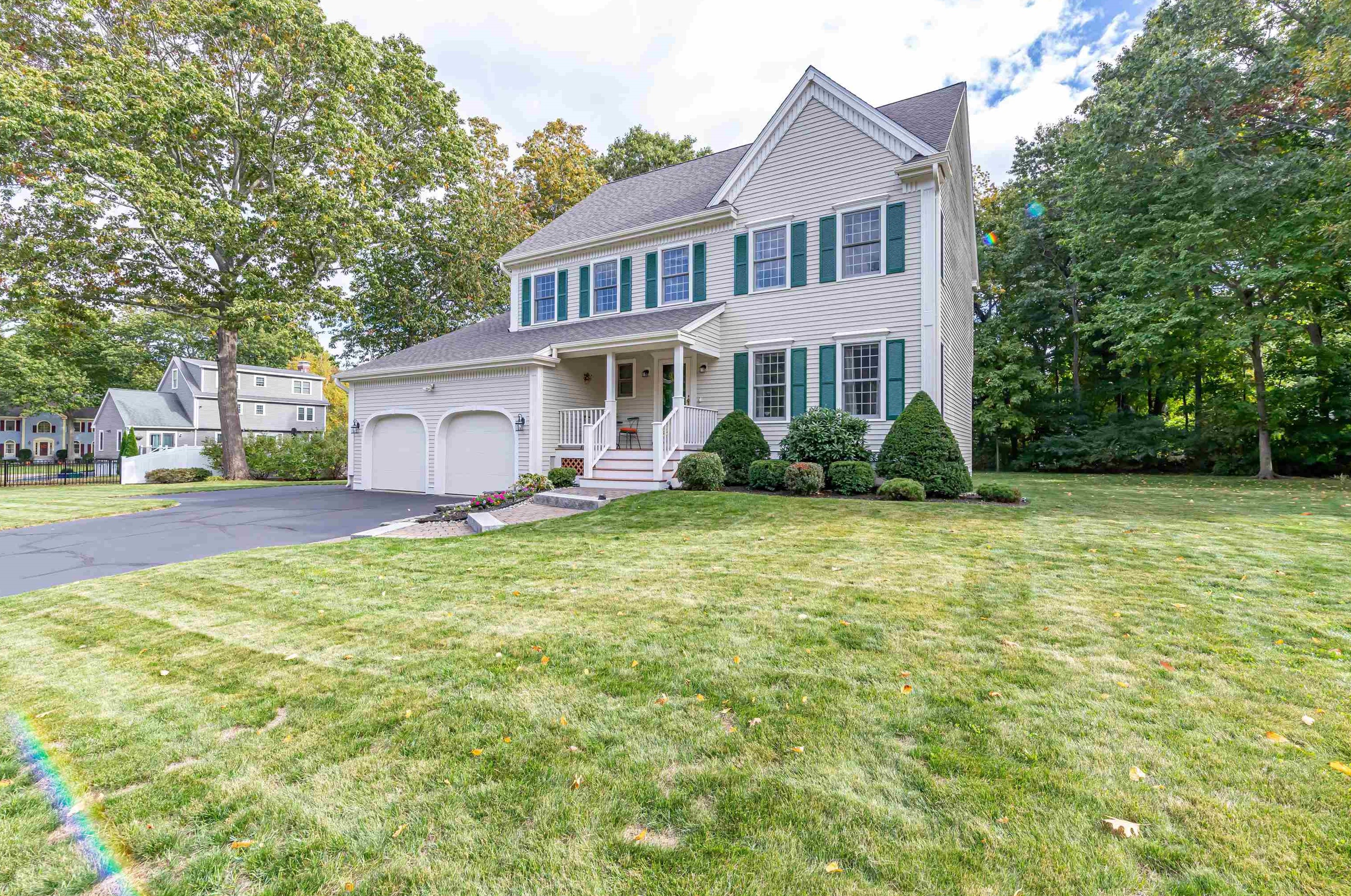 26 Alexander Dr, Hampton, NH 03842