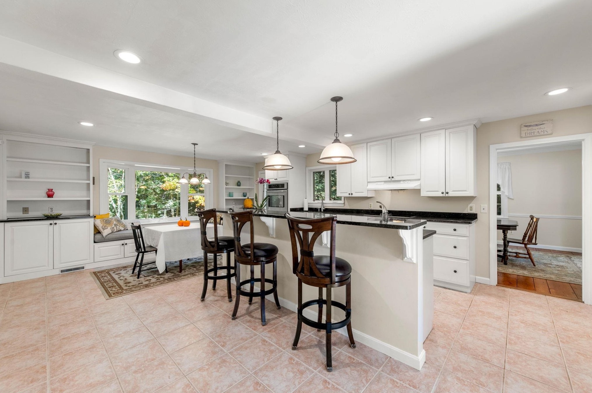 3 Thistle Dr, Amherst, NH 03031