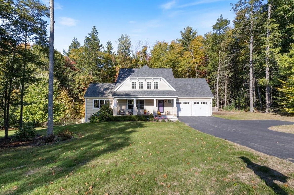21 Point Of Rocks Terrace, Stratham, NH 03885