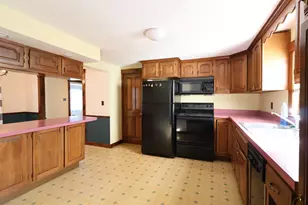 55 Horseshoe Ave, Hartford, VT 05001 - Photo 20