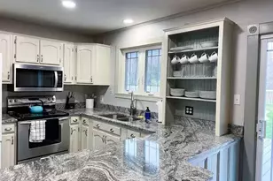 6 Pinecrest Ave, Berlin, NH 03570 - Photo 6