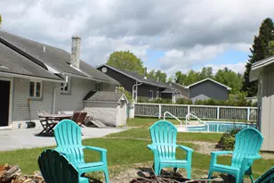 6 Pinecrest Ave, Berlin, NH 03570 - Photo 2