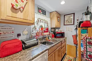 45 Hanson St, Rochester, NH 03867 - Photo 18