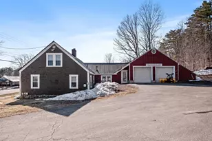 525 Whittier Hwy, Moultonborough, NH 03254 - Photo 2