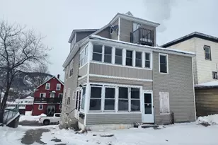 628 Hillsboro St, Berlin, NH 03570 - Photo 2