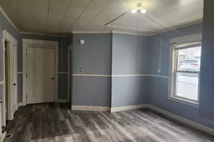 628 Hillsboro St, Berlin, NH 03570 - Photo 6