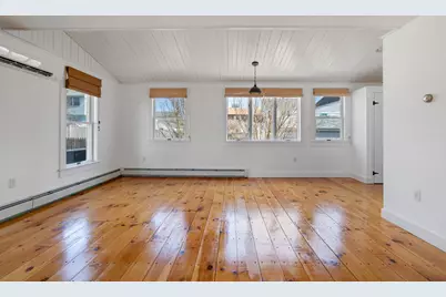 9 Tyngsboro Street, Seabrook, NH 03874 - Photo 24